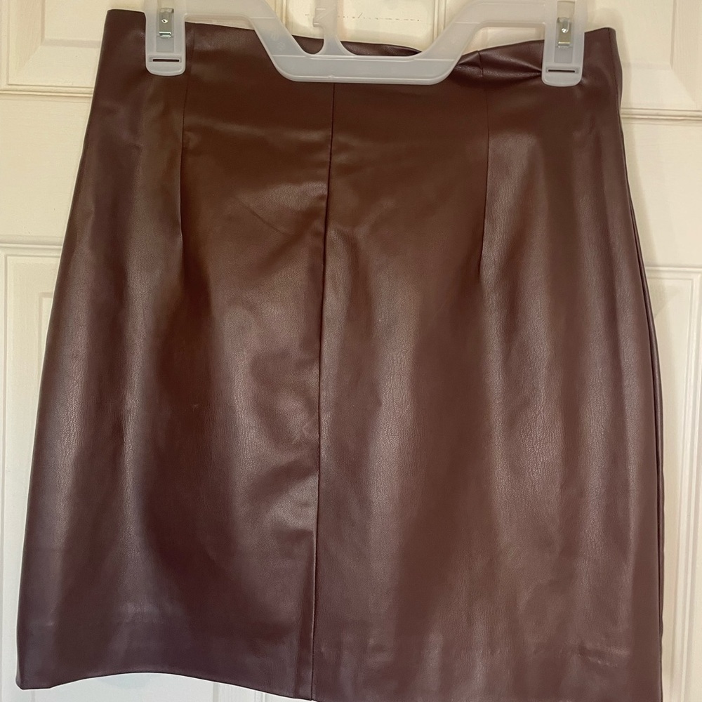 Elegant H&M Brown faux Leather Skirt